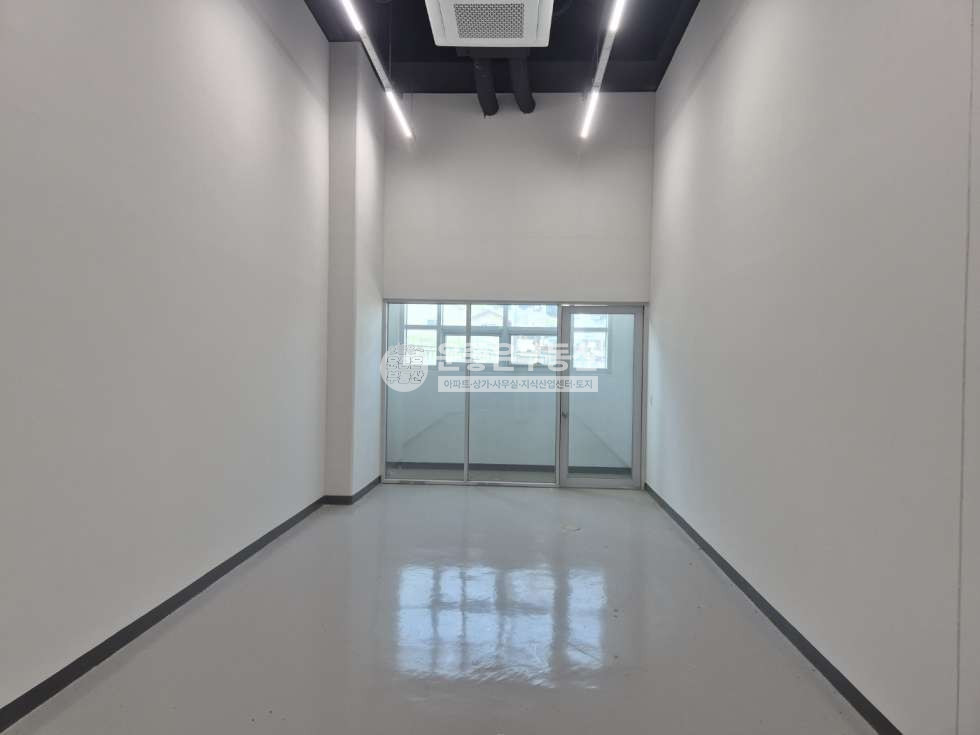충남 아산시 탕정면 용두리 695-1 1층.즉시입주.호실바로앞드라이브인.냉난방기완비 월세 매물번호 10070 사진 8